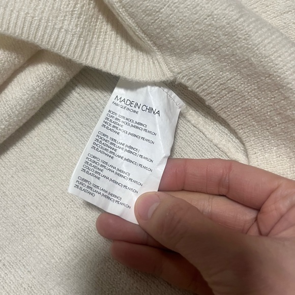 Club Monaco bat wing sleeve - Picture 4 of 4